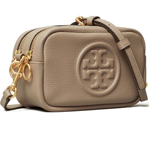 Tory Burch Handbags - Tory Burch Perry Bombé mini crossbody 🤩